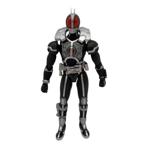 フィギュア 仮面ライダーファイズ アクセルフォーム S.H.Figuarts