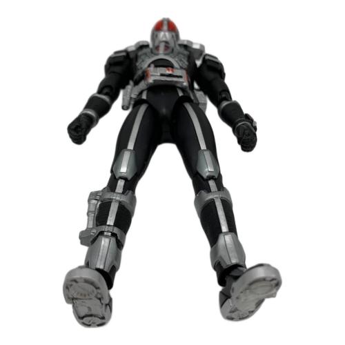 フィギュア 仮面ライダーファイズ アクセルフォーム S.H.Figuarts