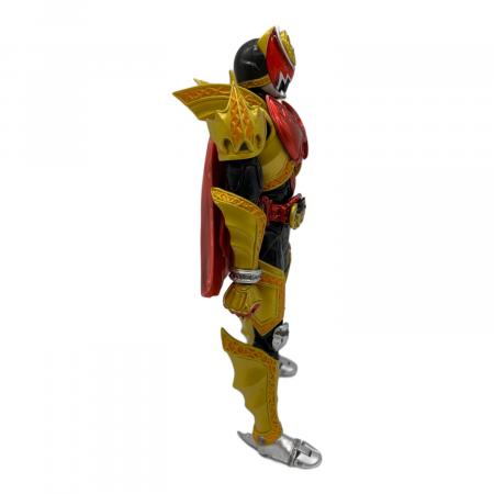 フィギュア 仮面ライダーキバ エンペラーフォーム S.H.Figuarts
