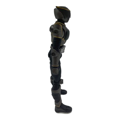 フィギュア 箱無 現状販売 仮面ライダーリュウガ＆ドラグブラッカー S.H.Figuarts