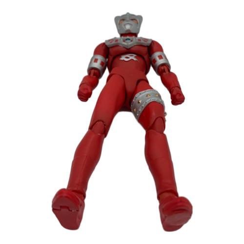 ウルトラマン アストラ ULTRA-ACT