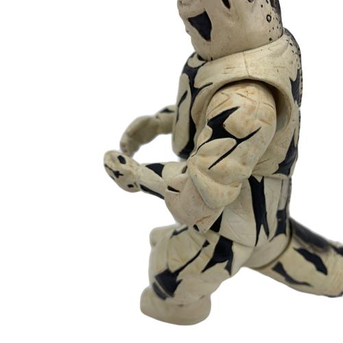 ウルトラマン ヨゴレ有 エレキング ULTRA-ACT