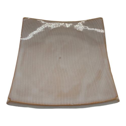 泥華窯 角皿 坂田泥華 萩焼