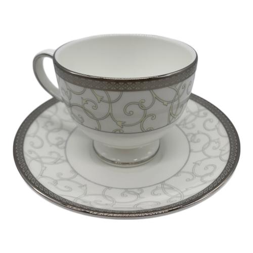 Wedgwood (ウェッジウッド) カップ&ソーサー セレスティアル・プラチナ ペア