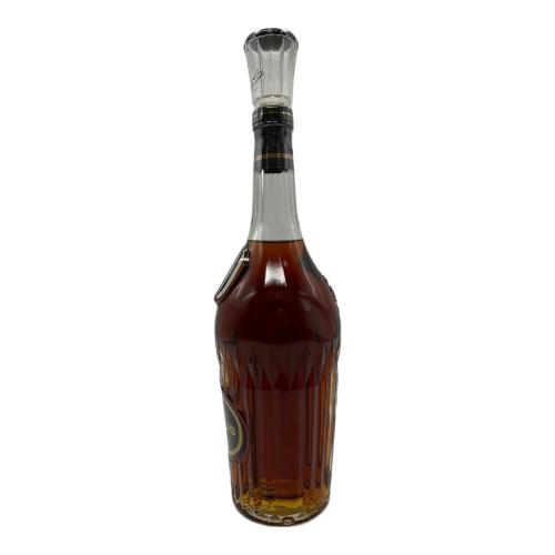 カミュ XO コニャック 700ml