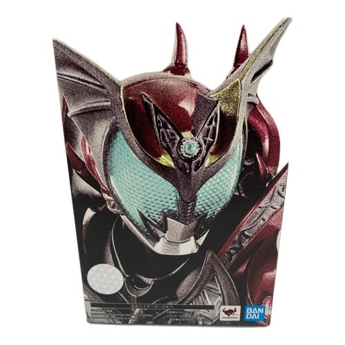 BANDAI (バンダイ) フィギュア 仮面ライダーダークキバ S.H.Figuarts(真骨彫製法)
