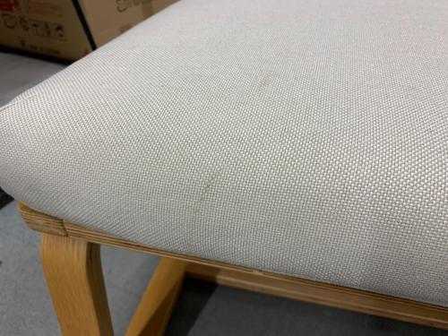 無印良品  リビングでもダイニングでもつかえるベンチ