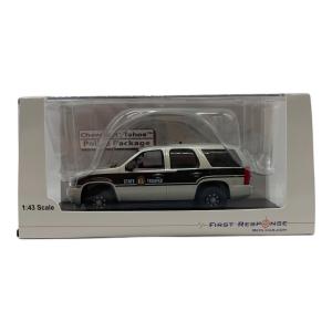 First Response (ファーストレスポンス) ミニカー 1/43 2011 シボレータホ ノースカロライナ州警察
