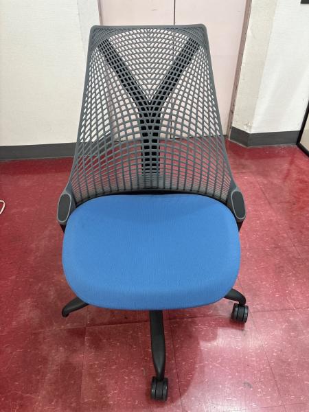 Herman Miller  セルチェア グレー 【トレファク上福岡】 Herman Miller (ハーマンミラー) エンボディチェア グレー｜トレファク