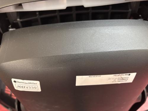 Herman Miller (ハーマンミラー) セイルチェア ブラック×ブルー