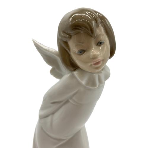 LLADRO (リヤドロ) フィギュリン 天使の考えごと（わかってきたぞ） ※内部破片有