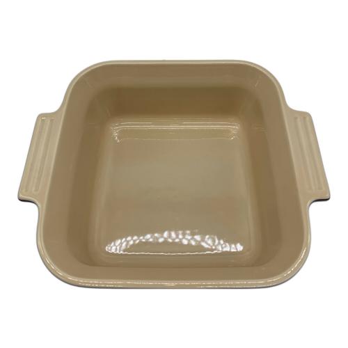 Le Creuset ストーンウェア ｜キャセロール LE CREUSET (ルクルーゼ) キャセロール ブラウン ストーンウェア