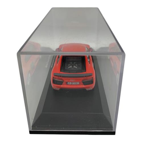 モデルカー Audi R8 plus Coupe