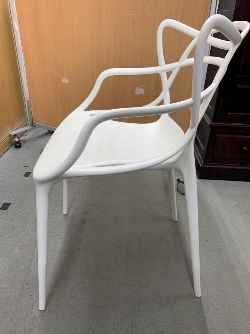 Kartell (カルテル) チェア ホワイト MASTERS