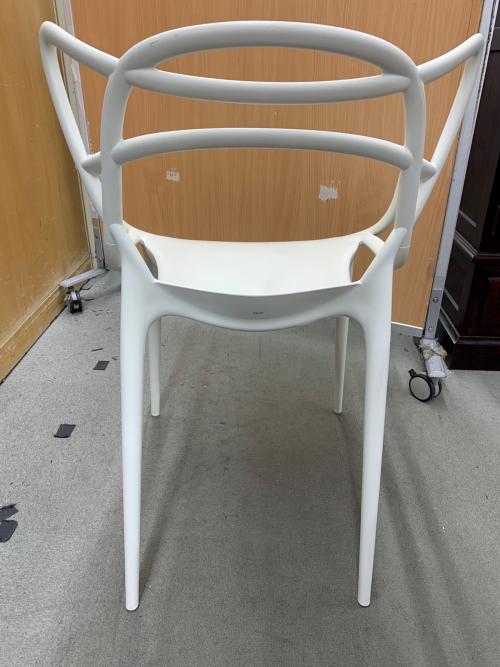 Kartell (カルテル) チェア ホワイト MASTERS