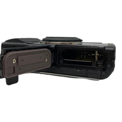 OLYMPUS (オリンパス) コンパクトデジタルカメラ TG-4 Tough 1600万画素(有効画素) 1/2.3型CMOS 専用電池 SDXCカード対応 60コマ/秒 BHJ372448