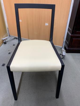 CASSINA IXC. (カッシーナ イクスシー) ダイニングチェアー ブラック×ホワイト 370 JASMIN