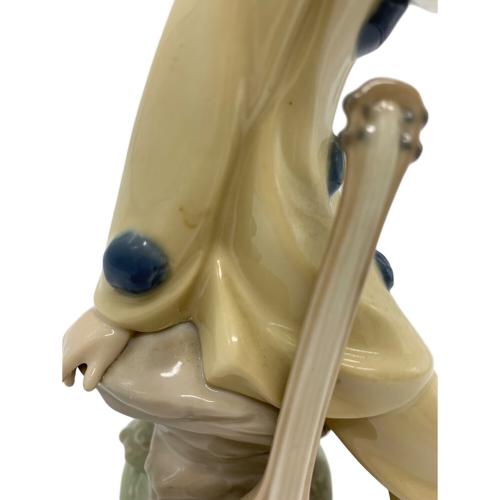 NAO (ナオ) フィギュリン 流浪の吟遊詩人