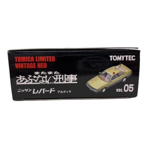 TOMYTEC (トミーテック) トミカリミテッドヴィンテージネオ あぶない刑事05 日産レパード（金） トミカ