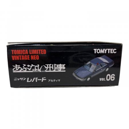 トミカリミテッドヴィンテージネオ　あぶない刑事　　　日産レパード TOMYTEC (トミーテック) トミカリミテッドヴィンテージ ネオ あぶない