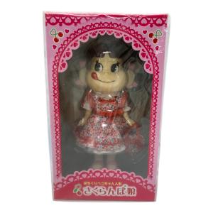 ぱちくりペコちゃん さくらんぼ娘 フィギュア