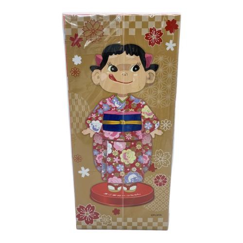ミニ店頭晴れ着ペコちゃん人形 フィギュア