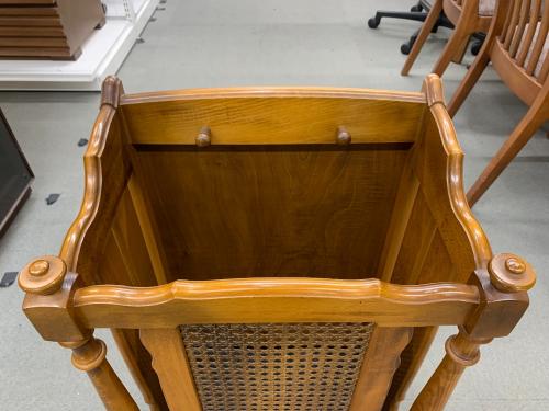 karimoku (カリモク) 傘立テ コロニアル