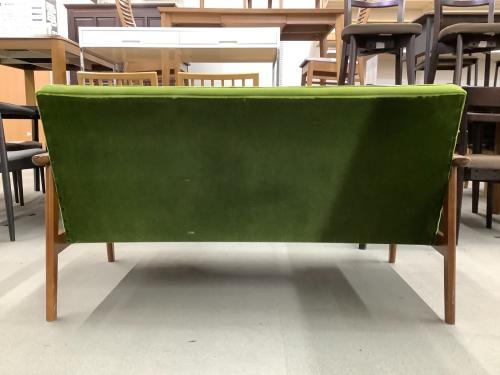 カリモク60 (カリモクロクマル) 2人掛けソファー Kチェア2シーター