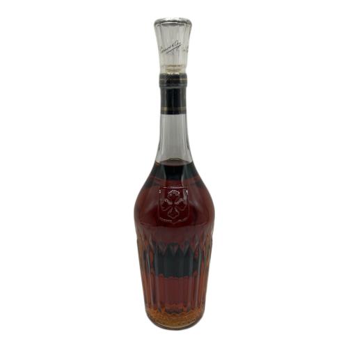 カミュ XO コニャック 700ml