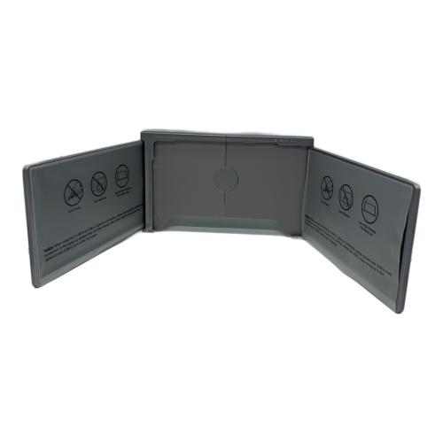 トライスクリーンモニター