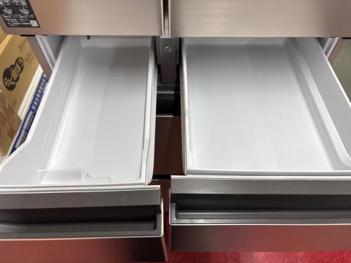 HITACHI (ヒタチ) 6ドア冷蔵庫 R-HWC62T 2024年製 617L