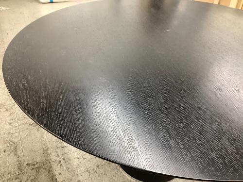 BoConcept (ボーコンセプト) ダイニングテーブル