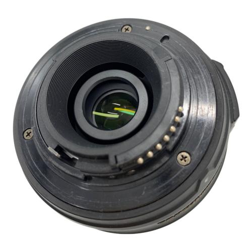 Nikon (ニコン) デジタル一眼レフカメラ D40