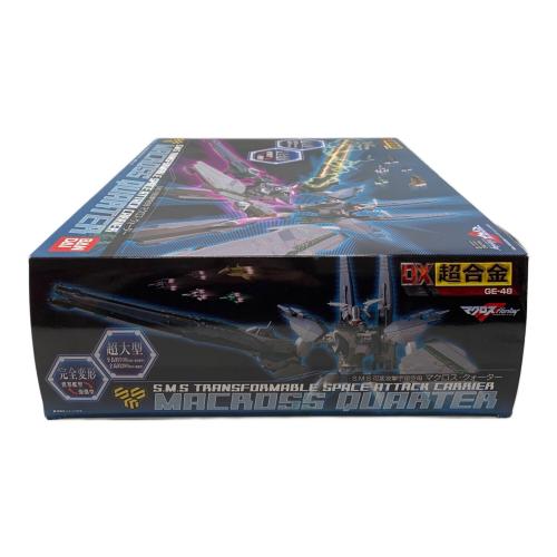 BANDAI (バンダイ) DX 超合金 マクロス・クォーター