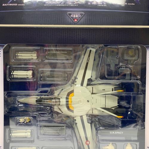 YAMATO (ヤマト) 完全変形 VF-1S バルキリー ロイ・フォッカー機