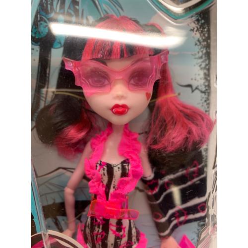 MONSTER HIGH