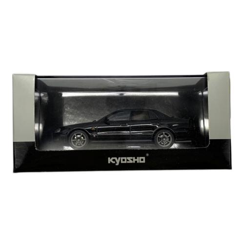 京商 (キョウショウ) 1/43 Nissan Skyline 25GT Turbo 2000 Latter-term type Black Pearl モデルカー