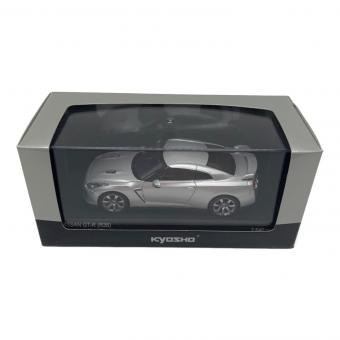 京商 (キョウショウ) 1/43 Nissan GT-R (R35) 2007 モデルカー