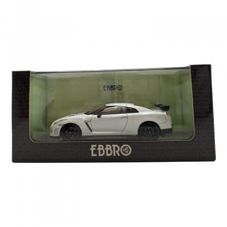 EBBRO (エブロ) 1/43 NISSAN GT-R NISMO モデルカー｜トレファクONLINE
