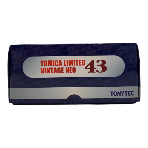 TOMY (トミー) トミカリミテッドヴィンテージ トミカ 1/43 日産 セドリック2000カスタムデラックス(1973年式)