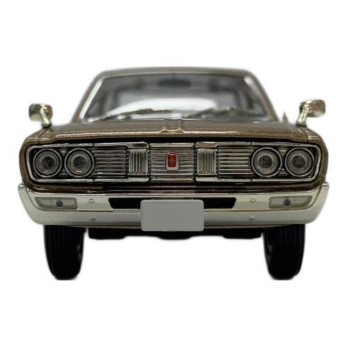 TOMY (トミー) トミカリミテッドヴィンテージ トミカ 1/43 日産 セドリック2000カスタムデラックス(1973年式)