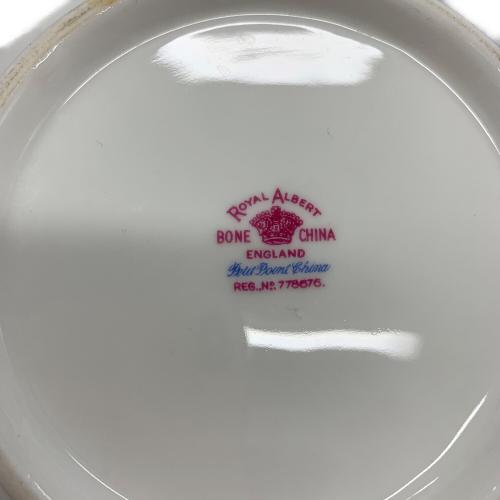 ROYAL ALBERT (ロイヤルアルバート) ティーポット プチポワン