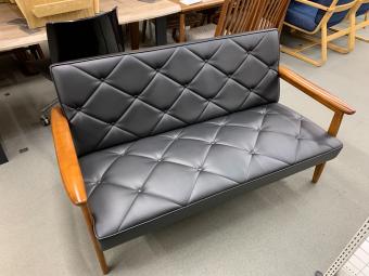 karimoku (カリモク) 2人掛けソファー WS1193BW