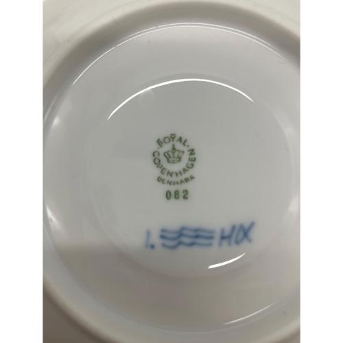 ROYAL COPENHAGEN (ロイヤル・コペンハーゲン) カップ&ソーサー ブルーフルーテッド・ハーフレース