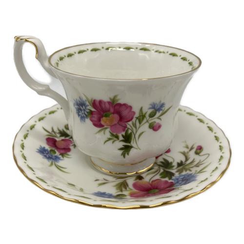 ROYAL ALBERT (ロイヤルアルバート) カップ&ソーサー フラワー・オブ・ザ・マンス