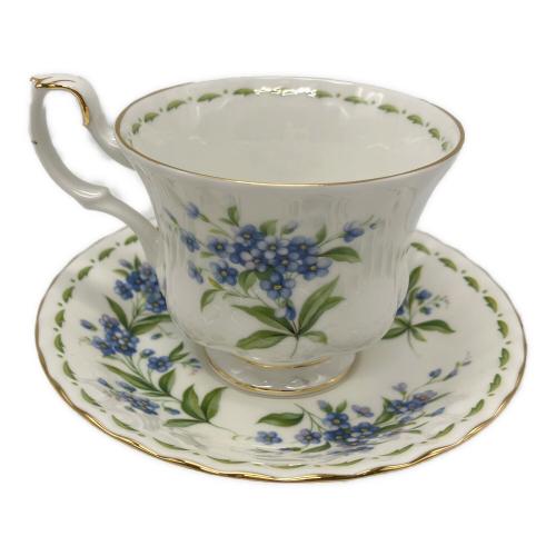 ROYAL ALBERT (ロイヤルアルバート) カップ&ソーサー フラワー・オブ・ザ・マンス