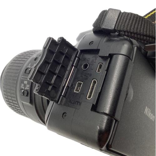 Nikon (ニコン) デジタル一眼レフカメラ D5200