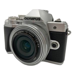 OLYMPUS (オリンパス) ミラーレス一眼カメラ IM006 OM-D E-M10 Mark III ダブルズームレンズ