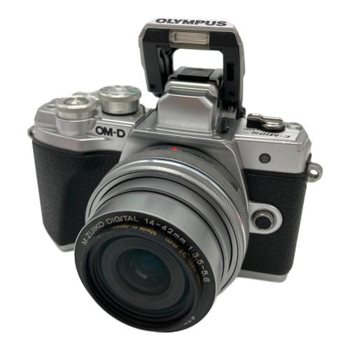 OLYMPUS (オリンパス) ミラーレス一眼カメラ IM006 OM-D E-M10 Mark III ダブルズームレンズ
