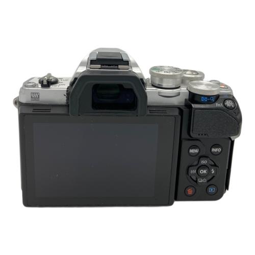 OLYMPUS (オリンパス) ミラーレス一眼カメラ IM006 OM-D E-M10 Mark III ダブルズームレンズ